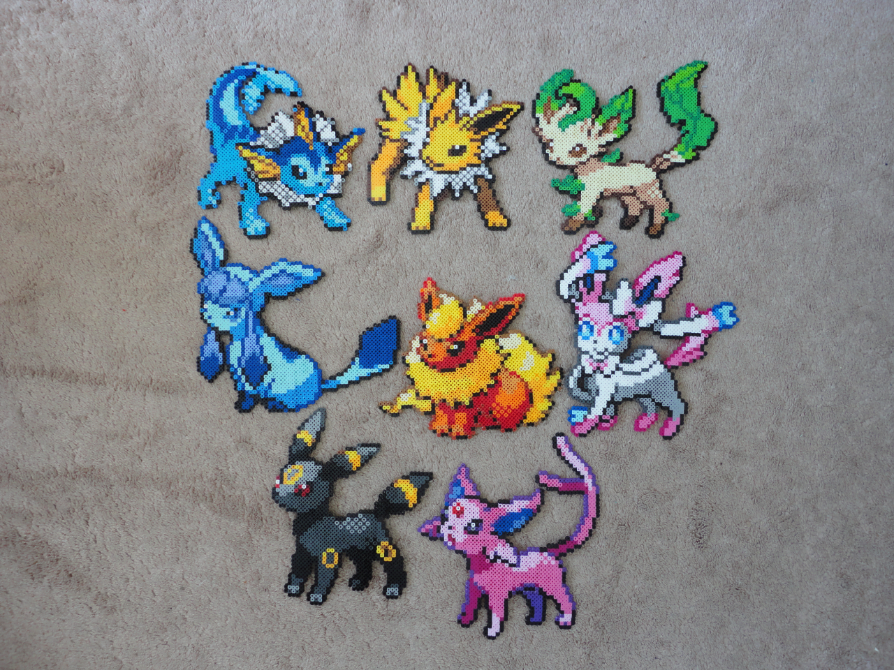 Eevee evolutioner pärlplatta